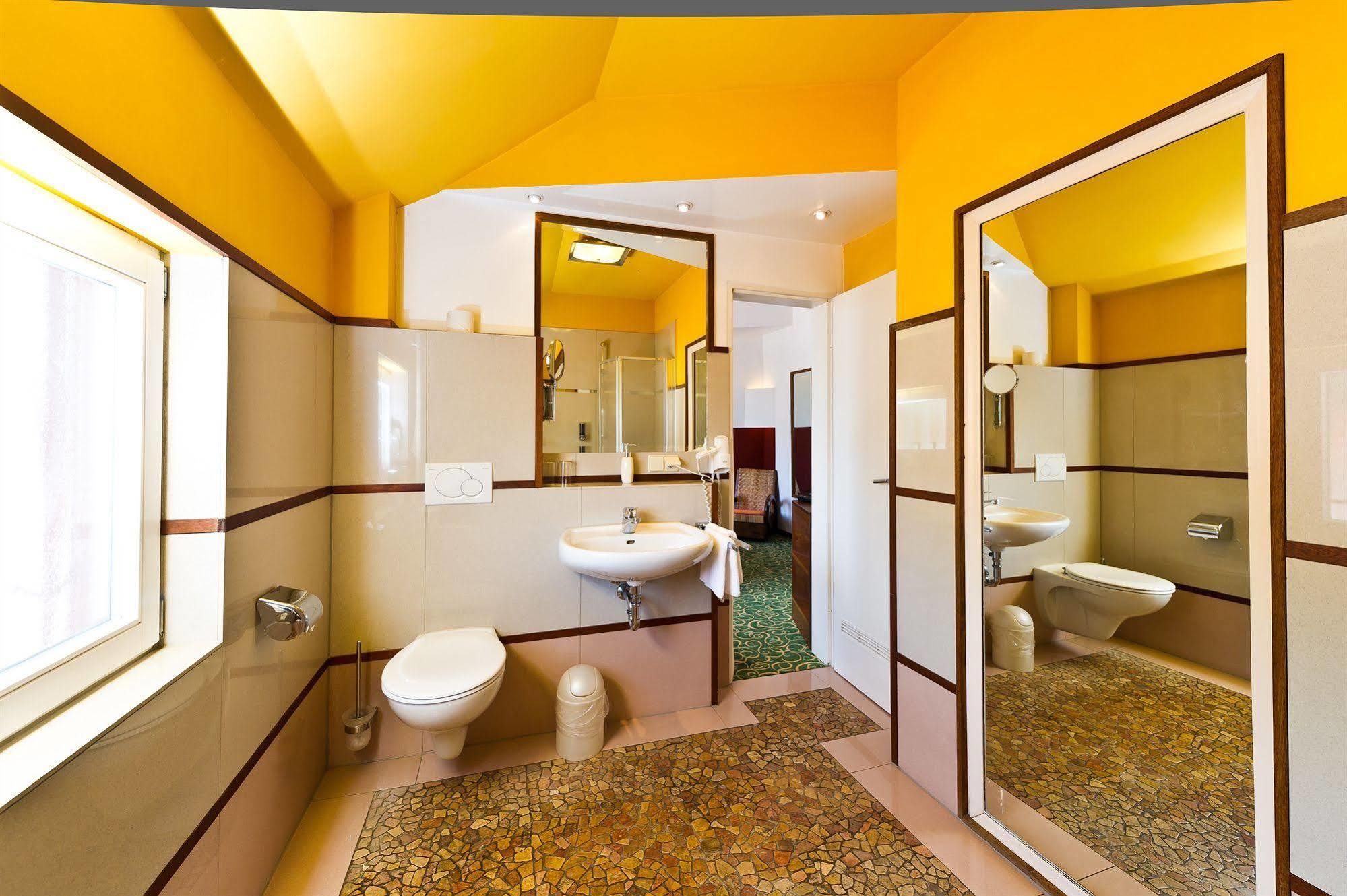 Hotel Monpti Heidelberg Luaran gambar