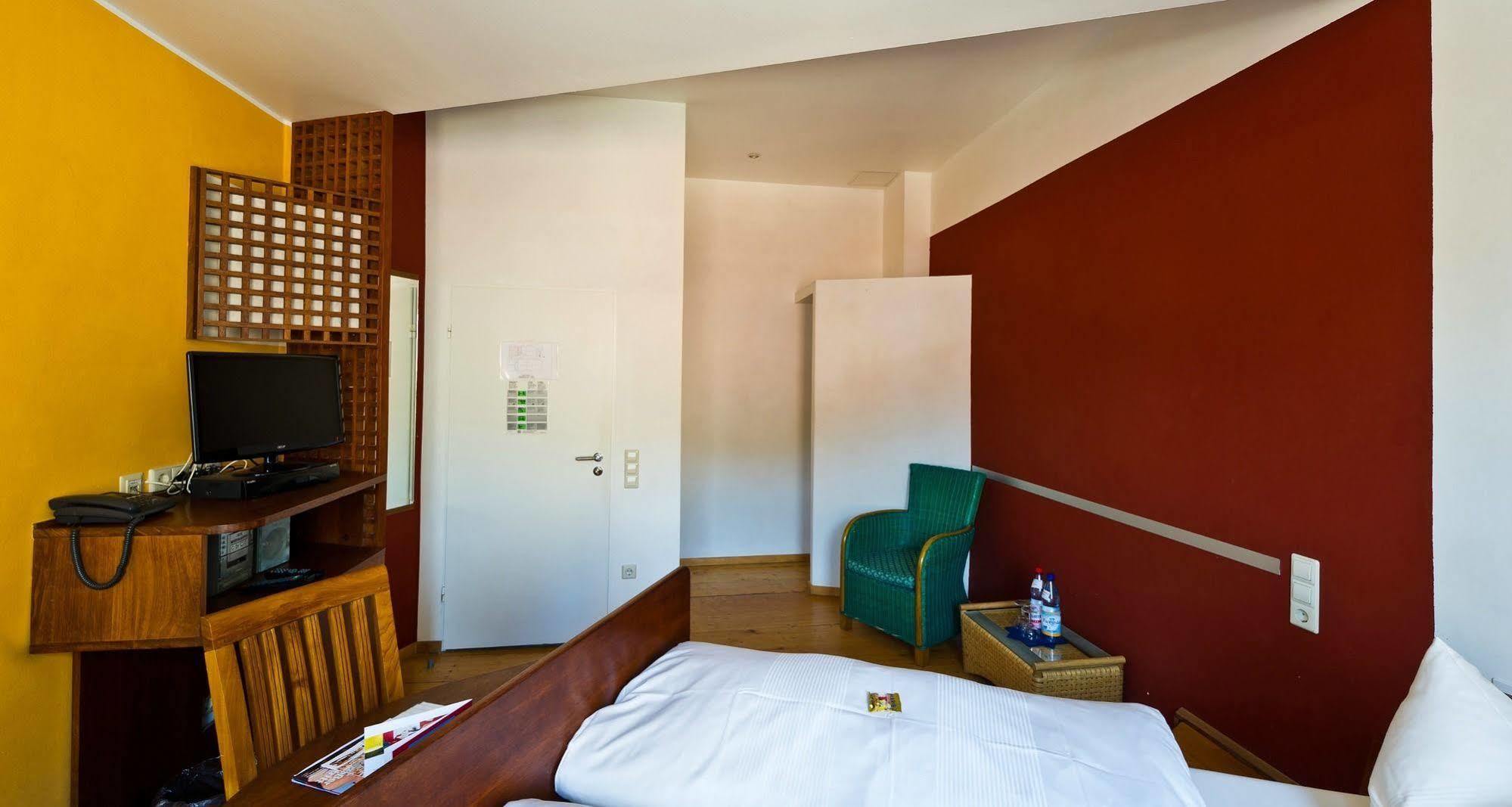 Hotel Monpti Heidelberg Luaran gambar