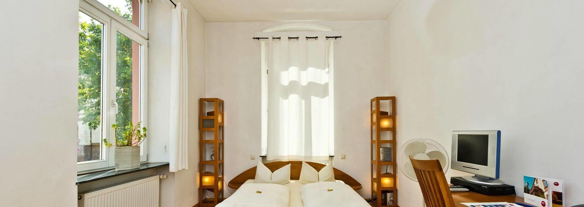 Hotel Monpti Heidelberg Luaran gambar